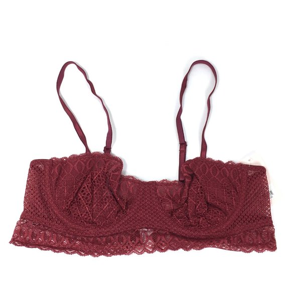 NWT Candies 2 Bras Scalloped Trim Mesh Unlined Red Black 34A Adjustable Straps - Picture 2 of 9